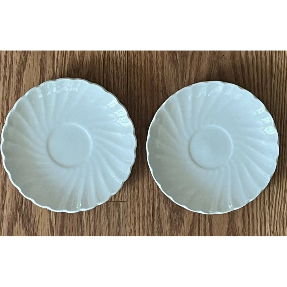 Myott Meakin‎ Staffordshire England Olde Chelsea White Swirl Saucer Plates Set 2